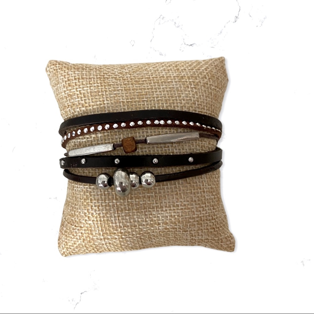 Men bracelet The road home